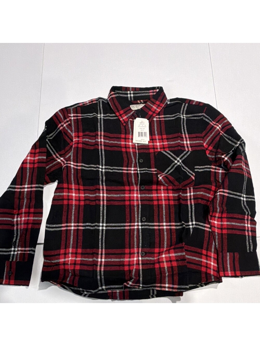 Retrofit Men's M Plaid Red Black White Long Sleeve Button-Up Shirt Pockets